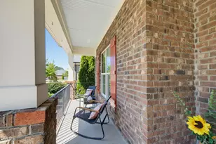 154 Moss Creek Pl, Fuquay Varina, NC 27526 - Photo 2