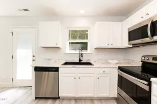 117 Stephenson Dr, Smithfield, NC 27577 - Photo 14