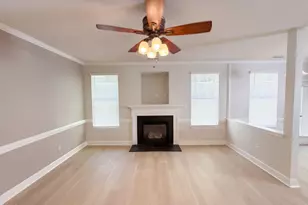 2619 Dutch Grove Cir, Raleigh, NC 27610 - Photo 8