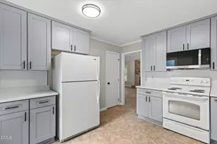 3213 Stanford Dr, Durham, NC 27707 - Photo 8