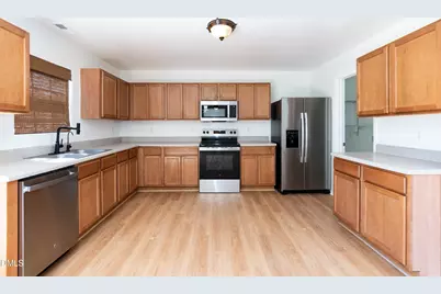 1017 Breeze Lane, Clayton, NC 27520 - Photo 10