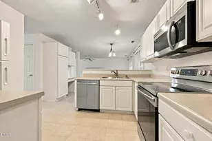 3118 Wilderness Rd, Durham, NC 27712 - Photo 6
