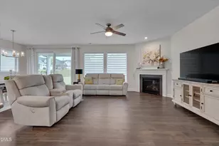 864 Flower Manor Dr, Wendell, NC 27591 - Photo 8