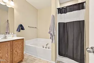 1716 Maizefield Ln, Fuquay-Varina, NC 27526 - Photo 18