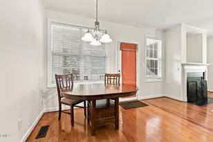 1716 Maizefield Ln, Fuquay-Varina, NC 27526 - Photo 8