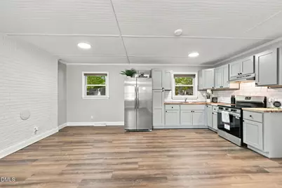 503 N Charles Street, Mebane, NC 27302 - Photo 10