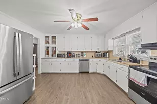 200 S 11th St, Erwin, NC 28339 - Photo 10