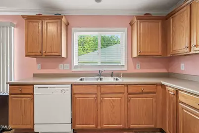 204 Georgetowne Drive, Clayton, NC 27520 - Photo 12