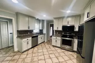 2511 Parrish St, Burlington, NC 27215 - Photo 12