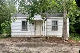 1309 Turner St, Burlington, NC 27217 - Photo 1