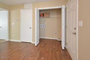 800 Fargo St, Durham, NC 27707 - Photo 10