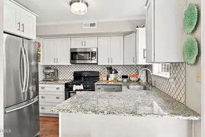 3731 Yorktown Place, Raleigh, NC 27609 - Photo 12
