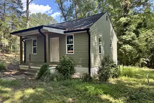 232 N Hall St, Warrenton, NC 27589 - Photo 1