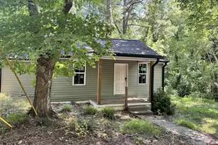 232 N Hall St, Warrenton, NC 27589 - Photo 2