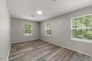 1630 Oxford Rd, Henderson, NC 27536 - Photo 14