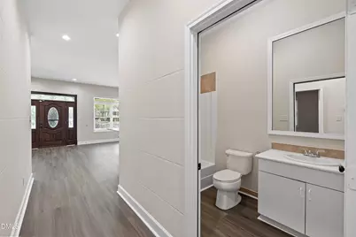 311 E Davis Street, Smithfield, NC 27577 - Photo 38