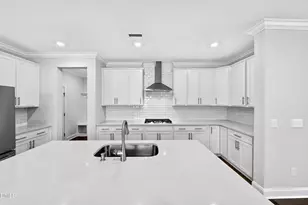 401 Cedar Barn Ln, Garner, NC 27529 - Photo 8