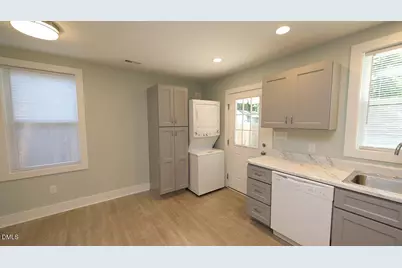 102 E Edgewood Drive, Durham, NC 27704 - Photo 8