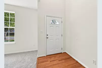 132 Jasper Point Drive, Holly Springs, NC 27540 - Photo 4