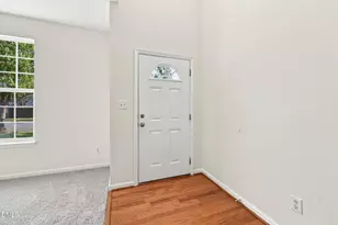 132 Jasper Point Dr, Holly Springs, NC 27540 - Photo 4