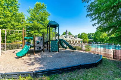 8825 Camden Park Drive, Raleigh, NC 27613 - Photo 2