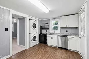 106 W Allen St, Four Oaks, NC 27524 - Photo 8