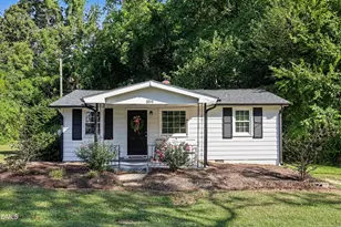 106 W Allen St, Four Oaks, NC 27524 - Photo 2
