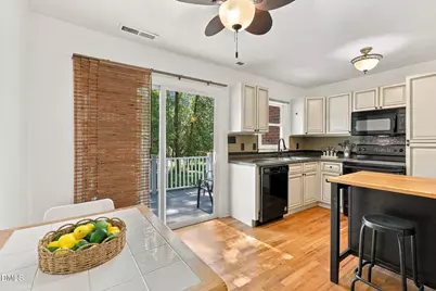 371 Umstead Drive #A, Chapel Hill, NC 27516 - Photo 6