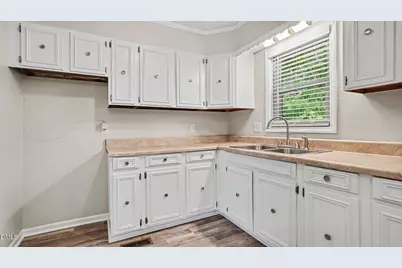 1812 N Chatham Avenue, Siler City, NC 27344 - Photo 10