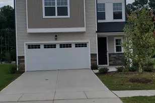 812 Matterhorn Dr, Fuquay Varina, NC 27526 - Photo 2