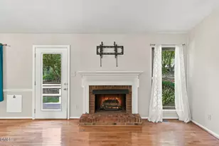 5609 Groomsbridge Ct, Raleigh, NC 27612 - Photo 4