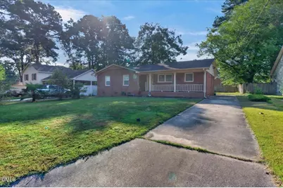 2611 NW Nottingham Road NW, Wilson, NC 27896 - Photo 2