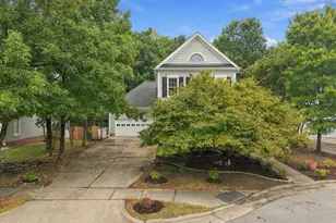 207 Magnolia Bloom Ct, Cary, NC 27519 - Photo 4
