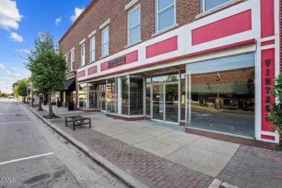 208 E Main Street, Benson, NC 27504 - Photo 4