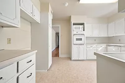 3349 Cheswick Drive, Raleigh, NC 27609 - Photo 8