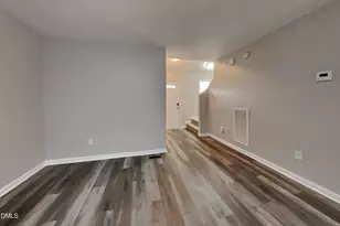 262 Santee Cir, Fuquay Varina, NC 27526 - Photo 2