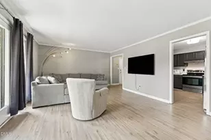 1515 E Franklin St, Chapel Hill, NC 27514 - Photo 10