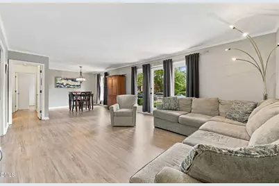 1515 E Franklin Street #12, Chapel Hill, NC 27514 - Photo 2