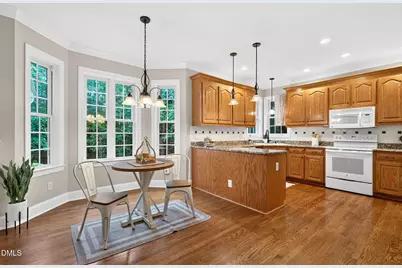 2909 Whitehart Lane, Raleigh, NC 27606 - Photo 10