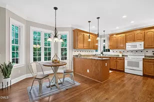 2909 Whitehart Ln, Raleigh, NC 27606 - Photo 10
