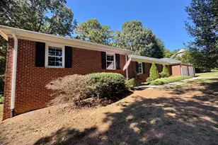 6317 Winthrop Dr, Raleigh, NC 27612 - Photo 2