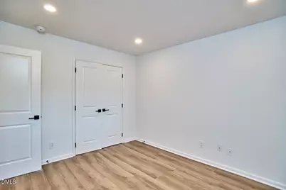 2600 Noble Road #D, Raleigh, NC 27608 - Photo 8