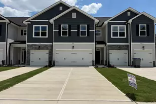 2024 Tharrington Wy, Rocky Mount, NC 27803 - Photo 1