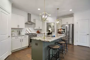 801 Churton Pl, Cary, NC 27518 - Photo 8