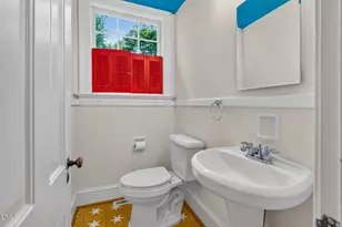 2625 Dover Rd, Raleigh, NC 27608 - Photo 14