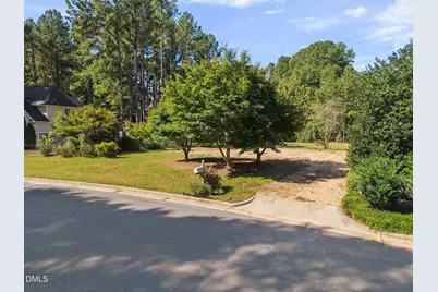 404 W Franklin Street, Zebulon, NC 27597 - Photo 2