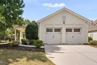 914 Tupelo Glen Court, Fuquay Varina, NC 27526 - Photo 2