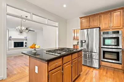 5601 N Hawthorne Way, Raleigh, NC 27613 - Photo 18