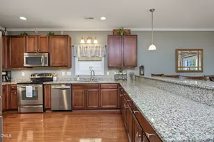 417 Field Glow Ln, Apex, NC 27539 - Photo 12