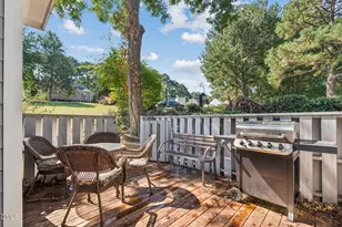 118 Clancy Cir, Cary, NC 27511 - Photo 6